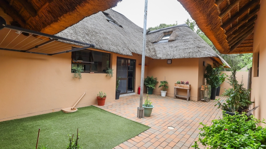 2 Bedroom Property for Sale in Lakeland North West